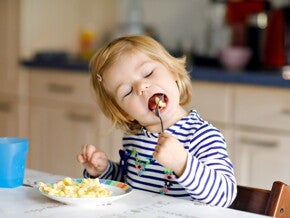 Feeding a Fussy Toddler Feeding a Fussy Toddler
