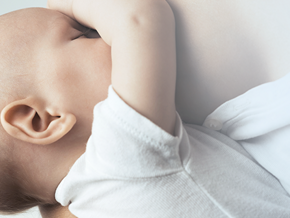 Introducting a bottle of expressed breastmilk