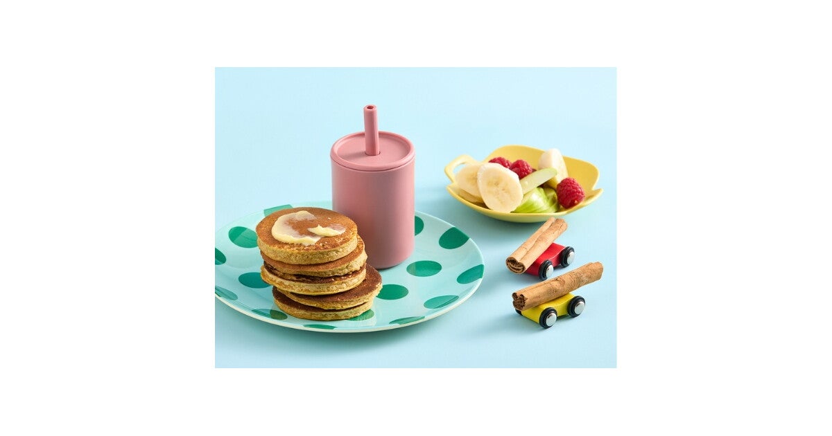 Pumpkin Spice Pancakes | Nestlé FamilyNes