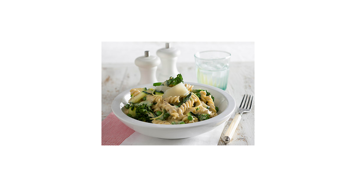 Creamy Pasta Primavera | Nestlé FamilyNes
